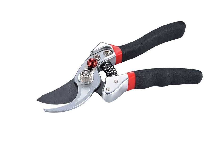 bypass-secateurs-pruners